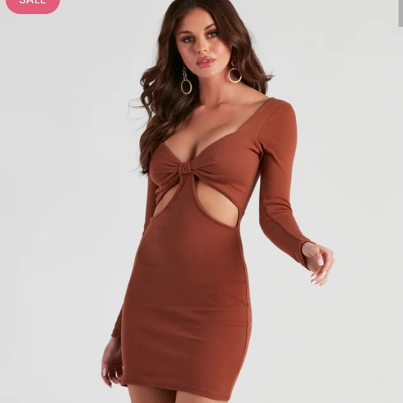 Windsor On Top Of The Trends Cutout Mini Dress - Picture 2 of 7